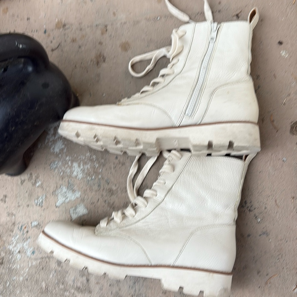 Vionic Lani White Leather Boots - image 8